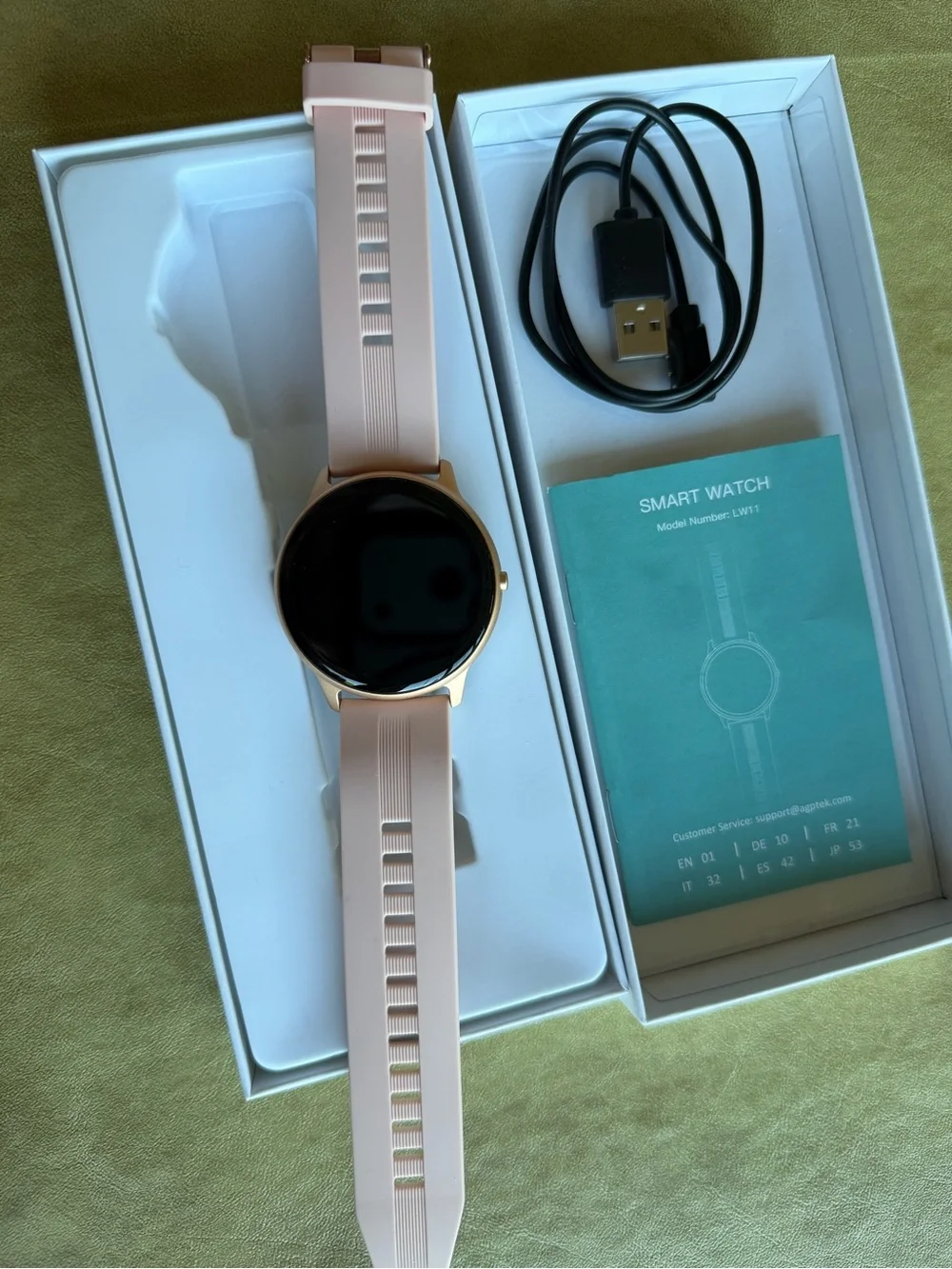 AGPTEK Smart Watch: Round Touchscreen Fitness Watch - Rose Gold and Blush Pink
